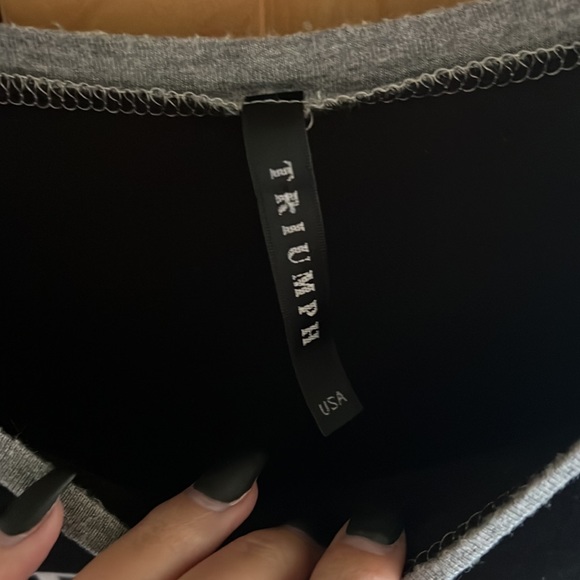 Black and gray soft baseball tee - Picture 2 of 2